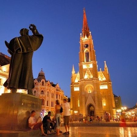 Apartments Downtown Novi Sad Exterior photo